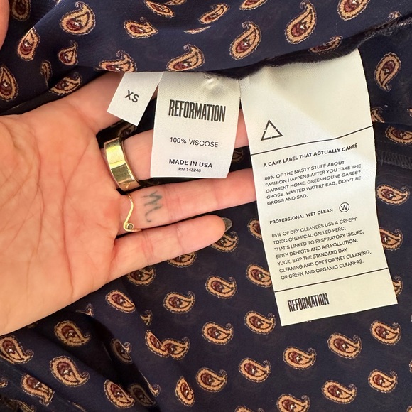 Reformation anchorage wrap dress - Picture 3 of 5